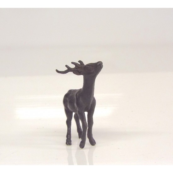 Male deer Male deer